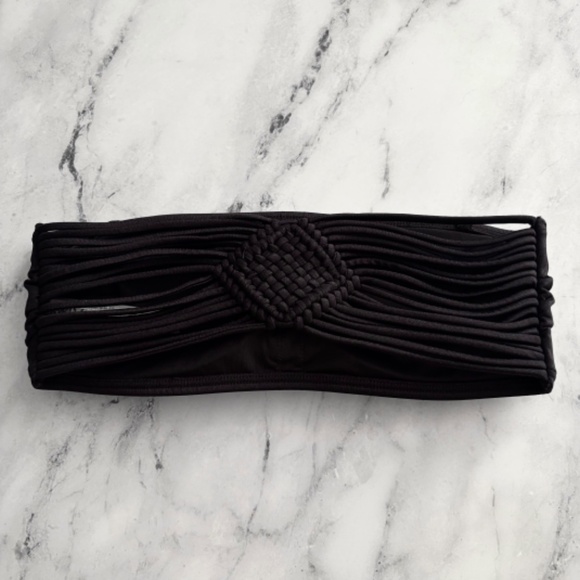 Victorias Secret Swim Black Strapless Bandeau Macrame Strappy Back Bikini Top S - Picture 2 of 5